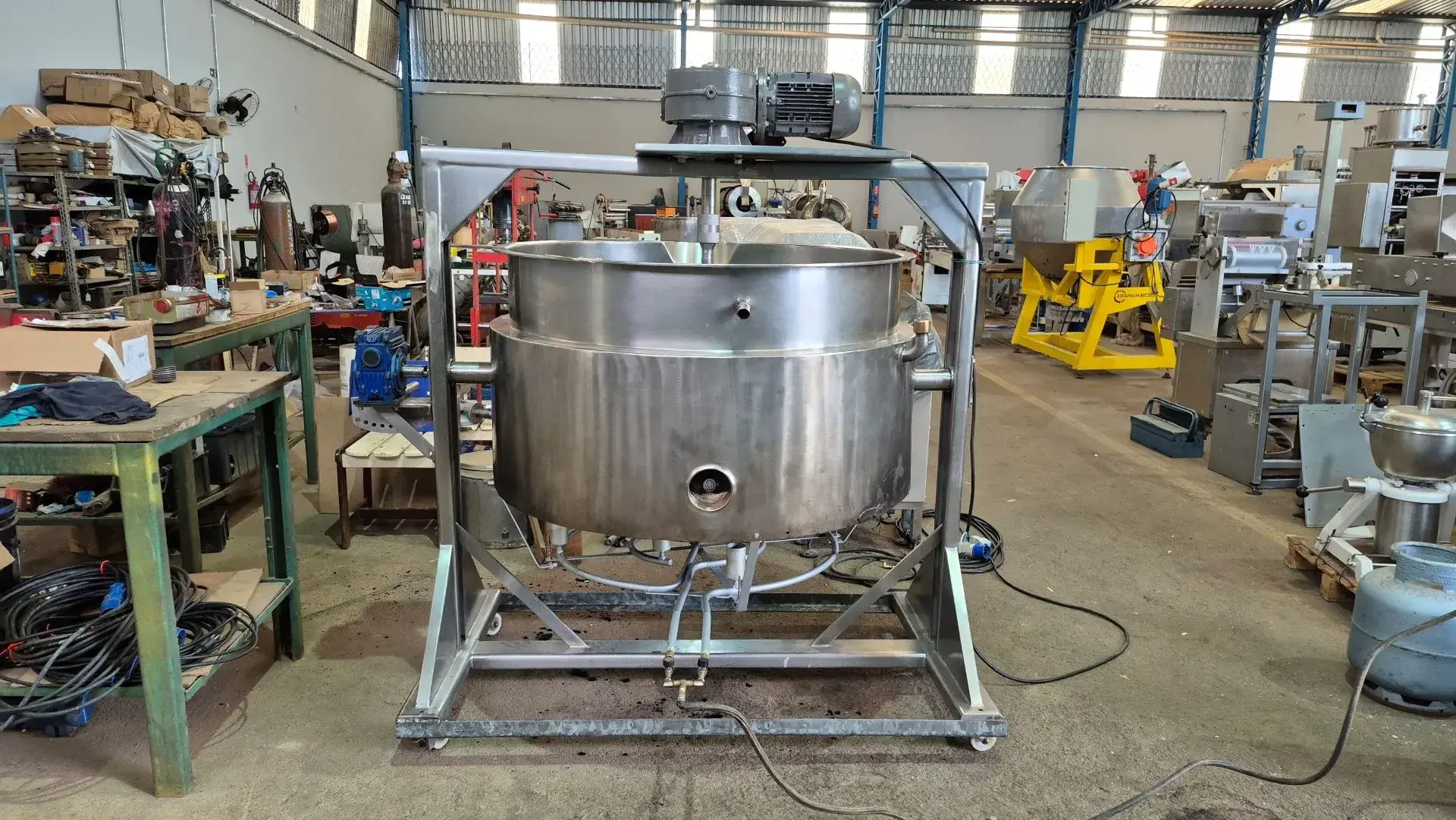 COZINHADOR A GÁS CAPACIDADE 600 LITROS